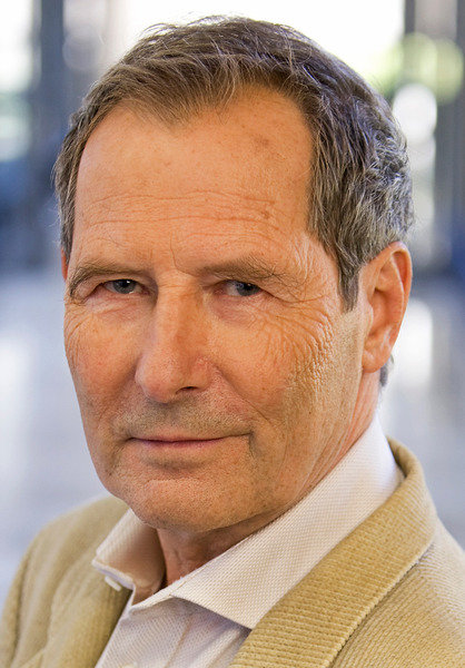 Dieter Oesterhelt, recipient of the Stifterverband's 2011 Science Prize