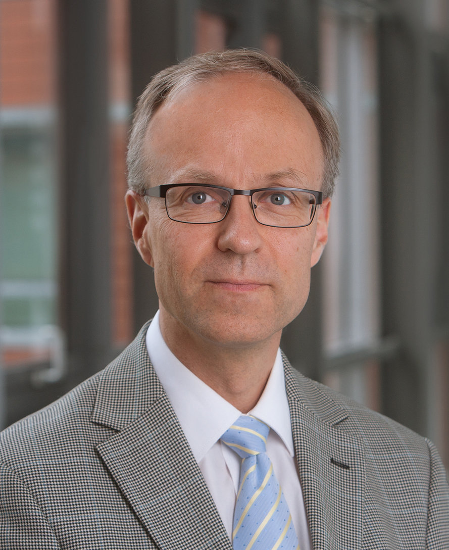 Prof. Dr. Per Helander