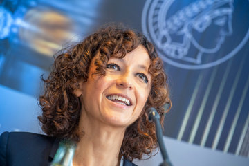 Emmanuelle Charpentier honoured with the 2020 Nobel Prize in Chemistry