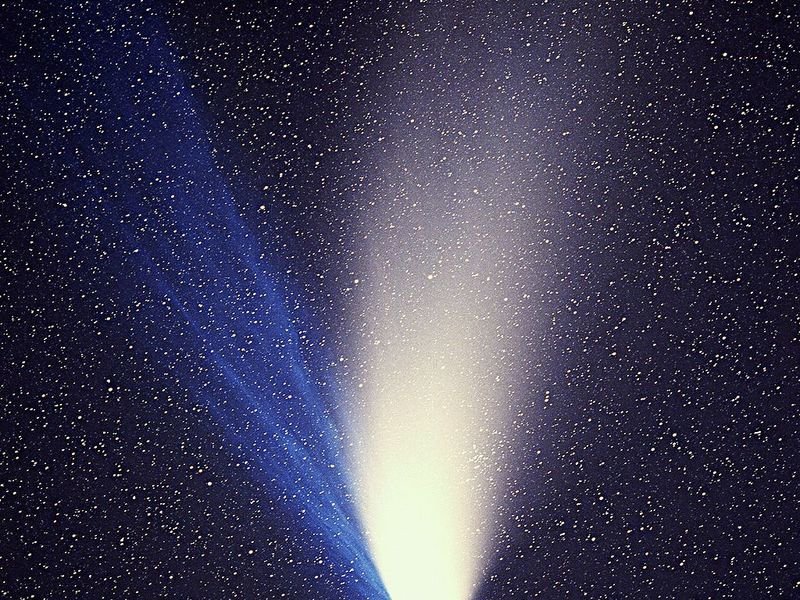 Где сейчас комета понса. Jets, Outpourings and Jets in Comet c/2012 s1 (Ison). Dicarbon formation in Comets.